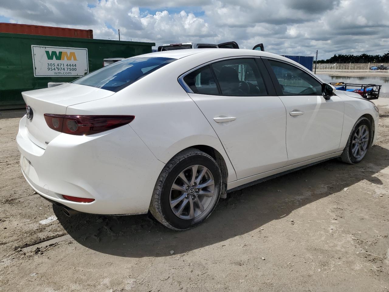 Lot #3317831232 2021 MAZDA 3