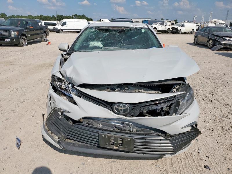 2022 TOYOTA CAMRY LE 4T1C11AK8NU012571