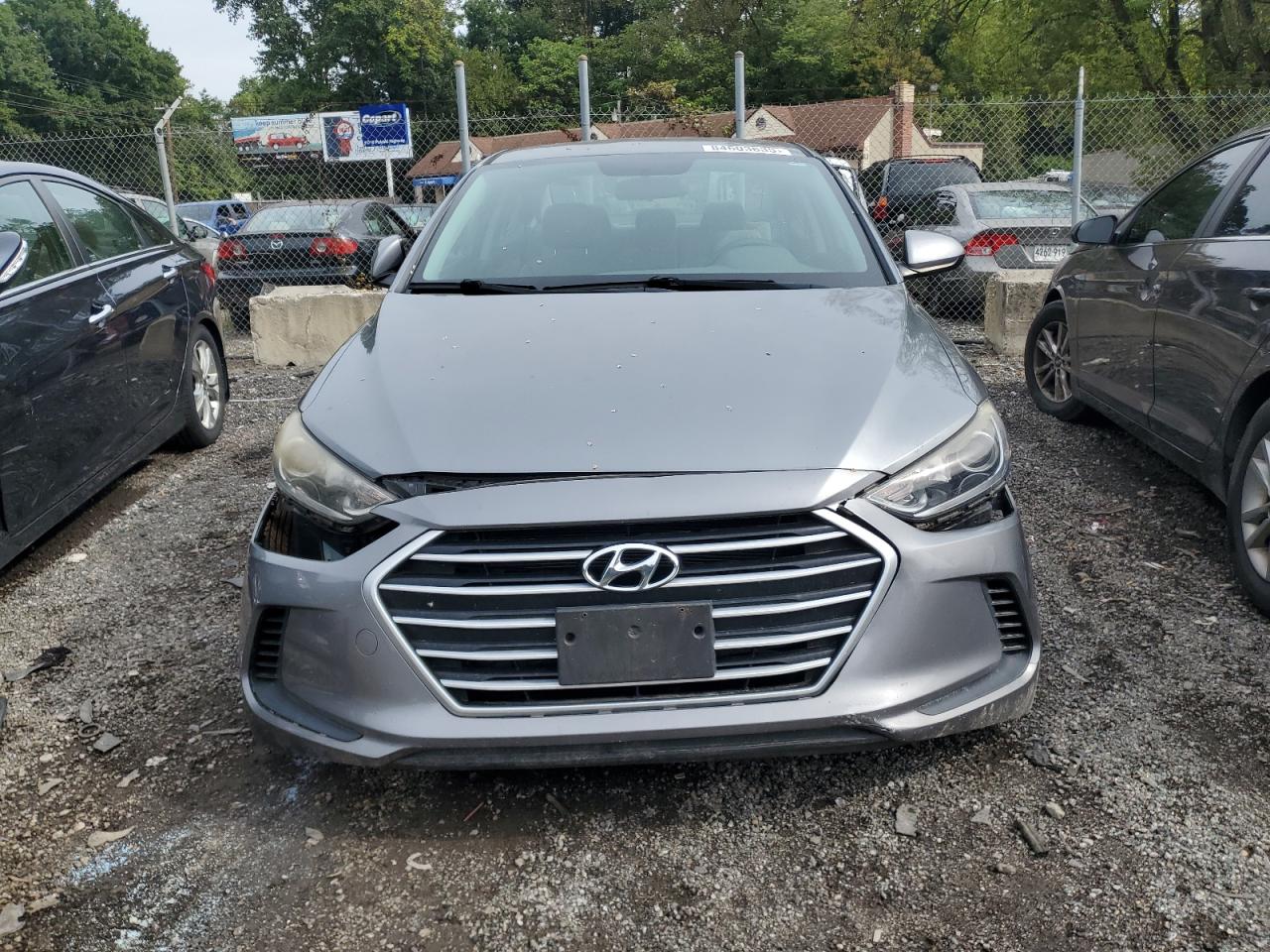 HYUNDAI ELANTRA SE