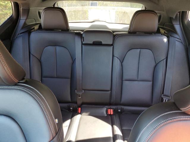 2020 VOLVO XC40 T5 MO - YV4162UK4L2197559