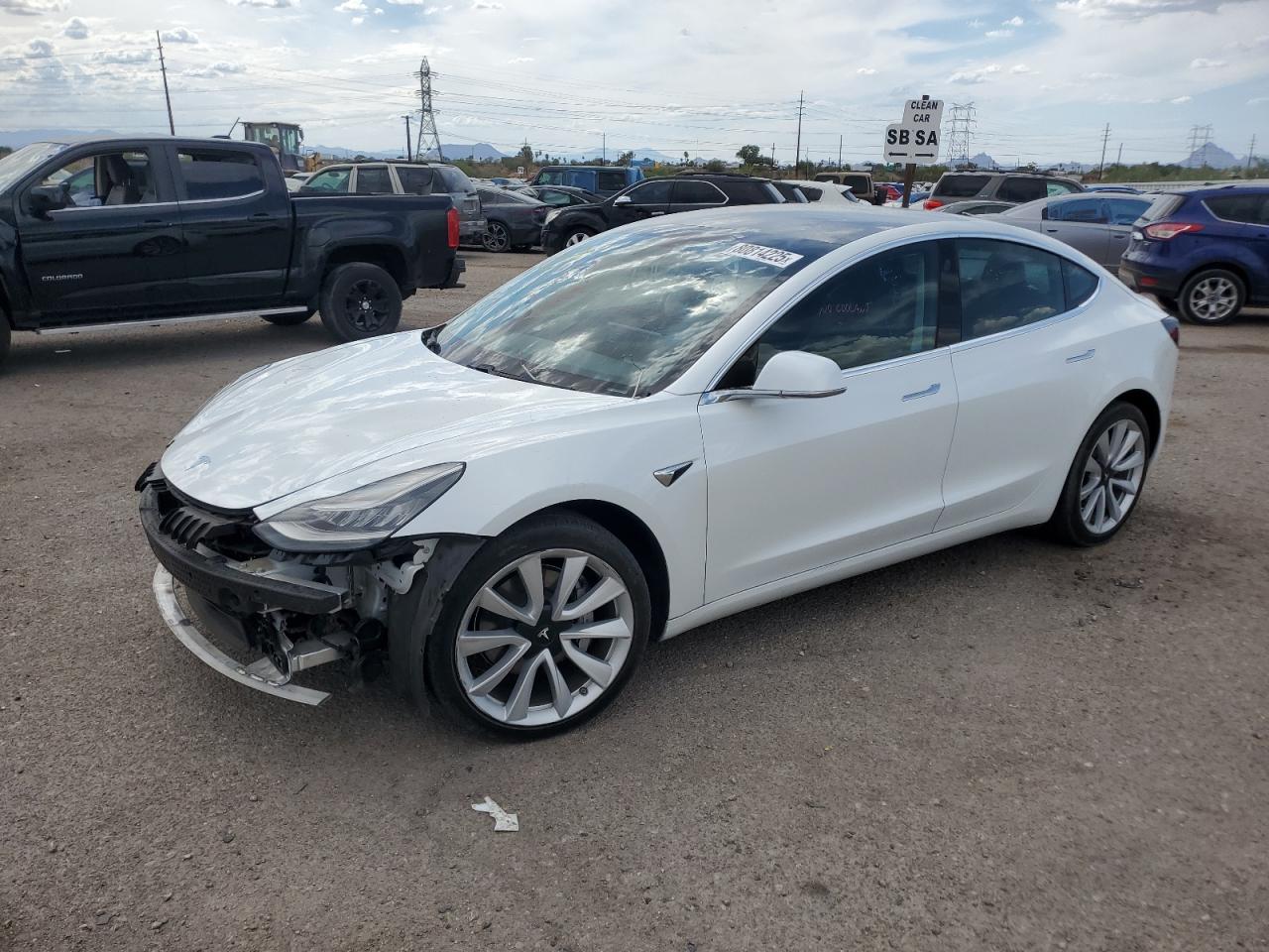 TESLA MODEL 3