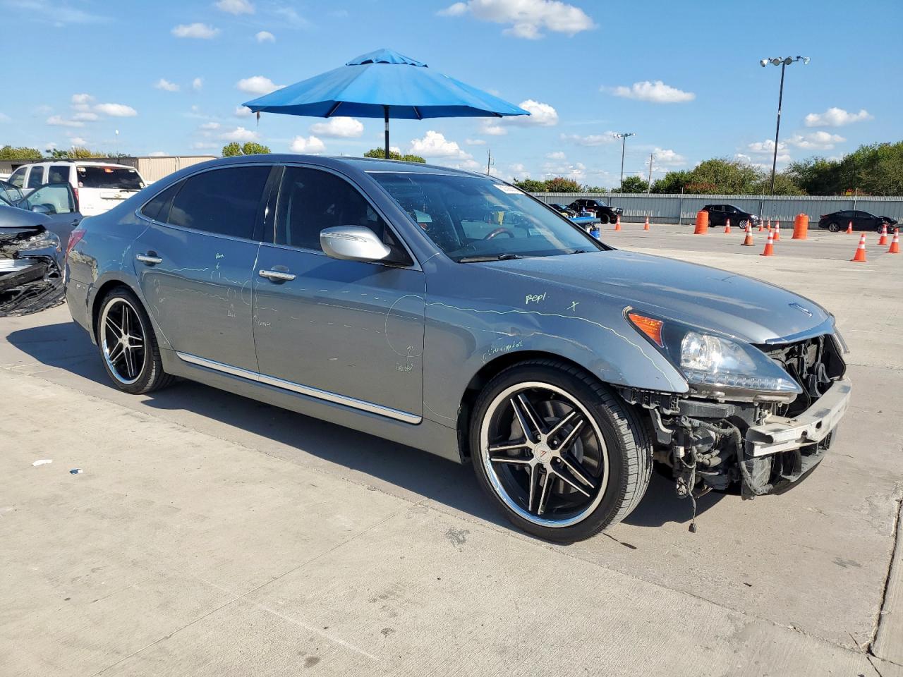 HYUNDAI EQUUS SIGNATURE