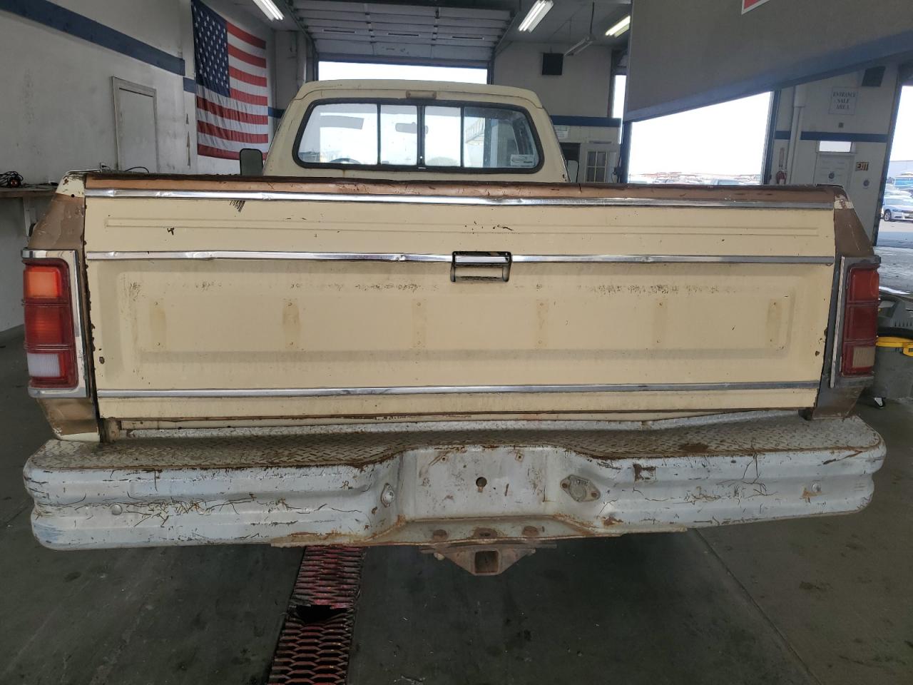 Lot #3318077365 1986 DODGE W-SERIES W