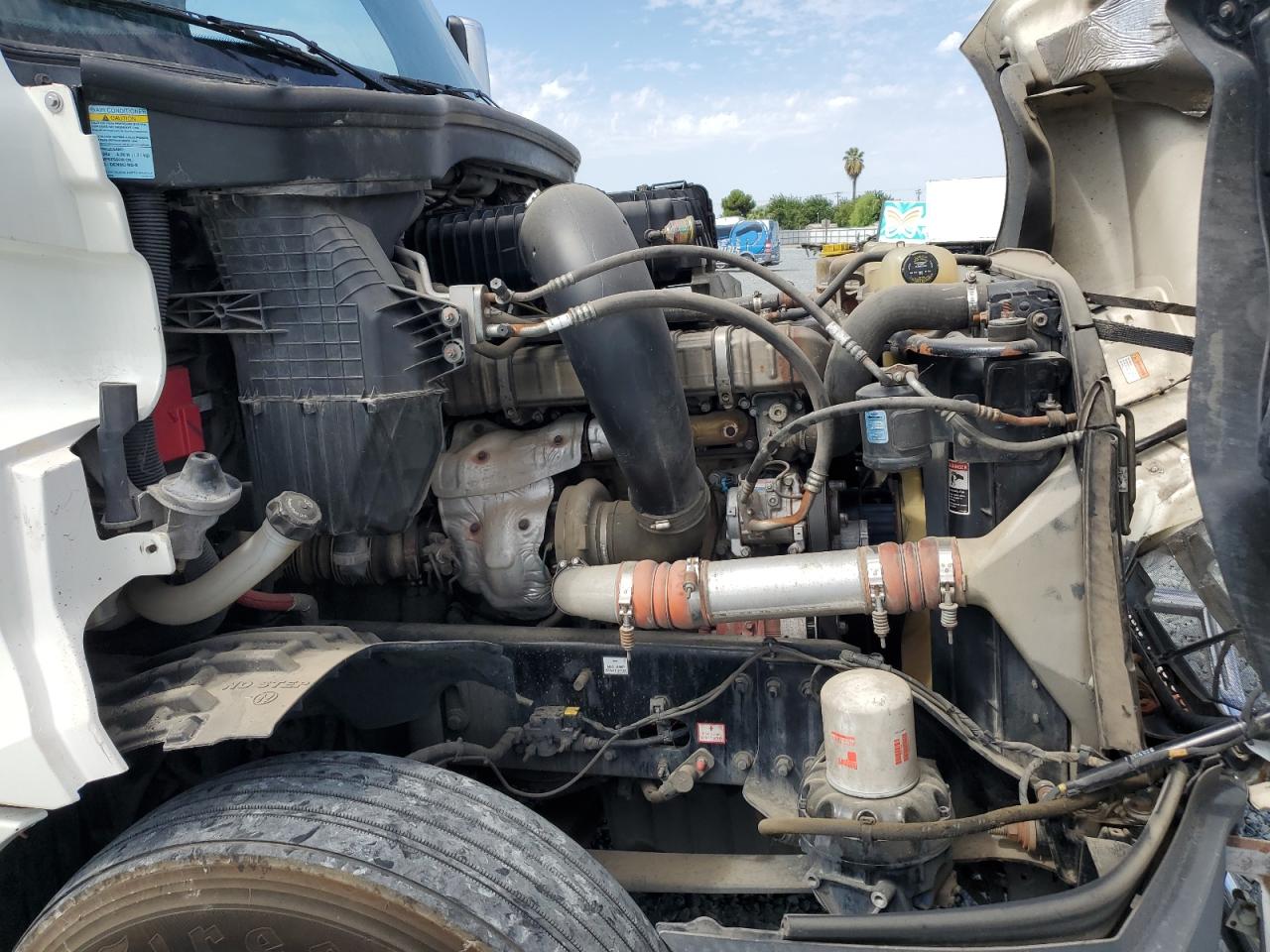 Lot #3257239796 2019 FREIGHTLINER CASCADIA 1