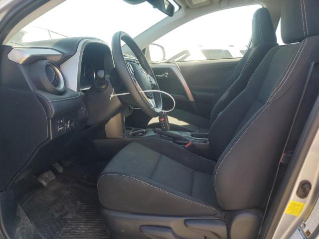 2018 TOYOTA RAV4 HV LE JTMRJREV2JD222191