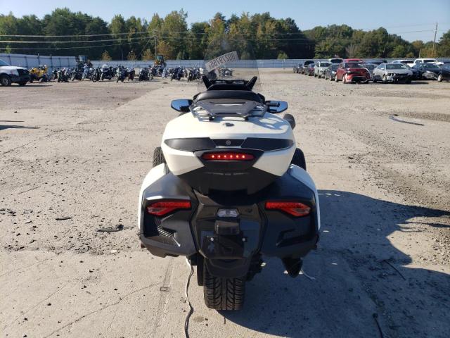 2024 CAN-AM SPYDER ROA - 2BXNBDD23RV000622