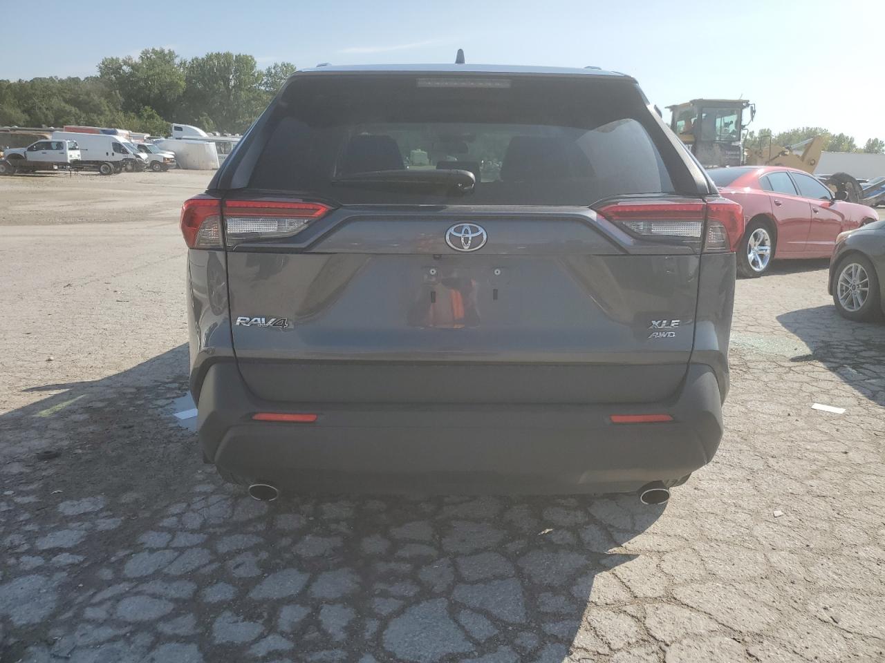 TOYOTA RAV4 XLE PREMIUM