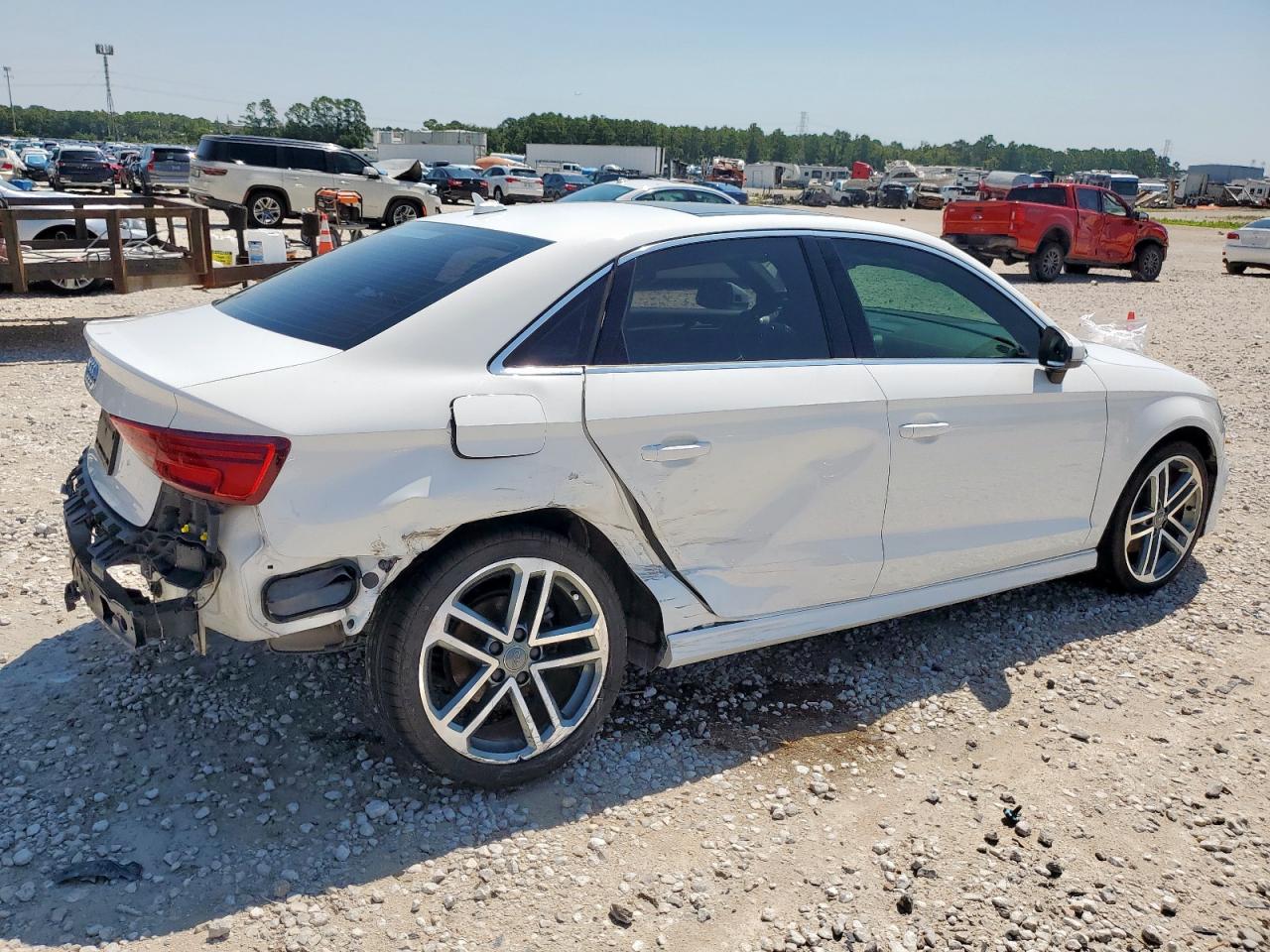 AUDI A3 PREMIUM PLUS