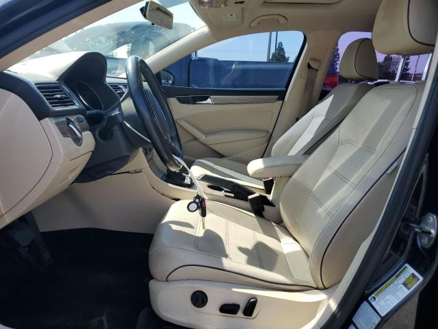 2017 VOLKSWAGEN PASSAT SE 1VWBT7A36HC080087