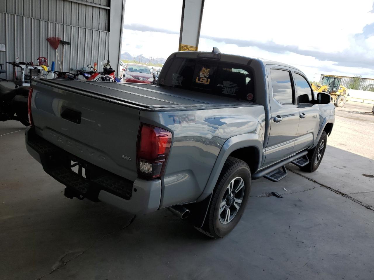 TOYOTA TACOMA DOUBLE CAB