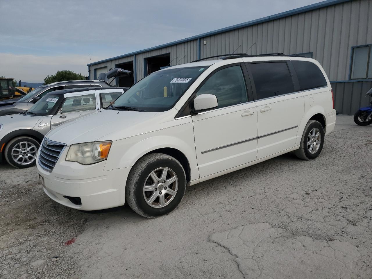 CHRYSLER TOWN & COUNTRY TOURING