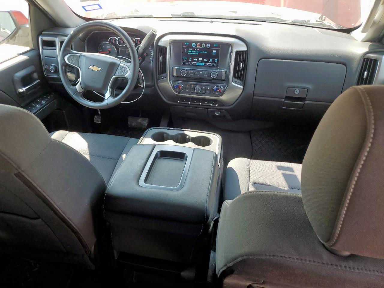 CHEVROLET SILVERADO C1500 LT