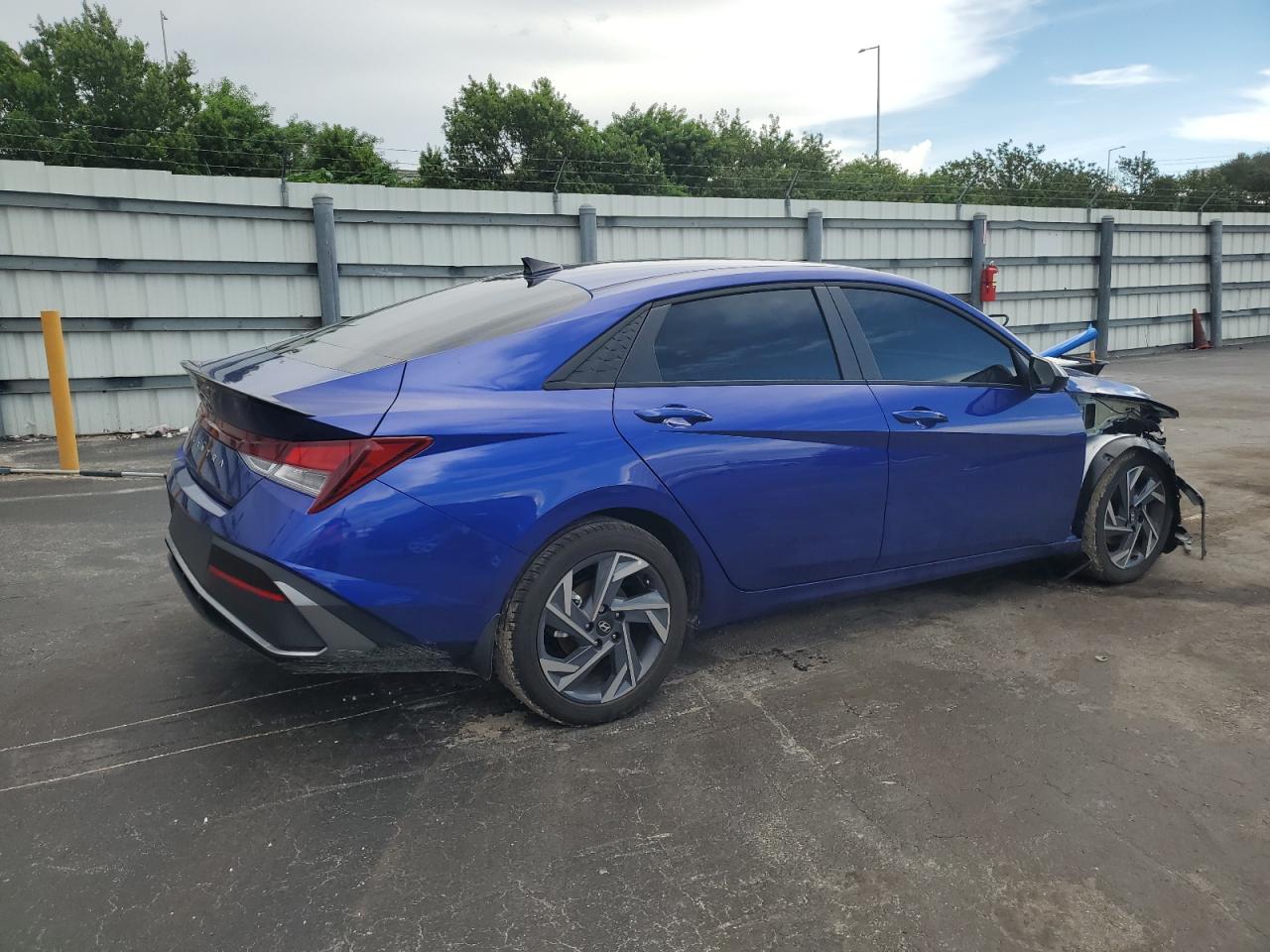 HYUNDAI ELANTRA SEL SPORT