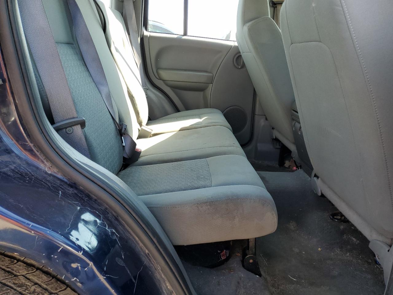 Lot #3253931824 2006 JEEP LIBERTY SPORT