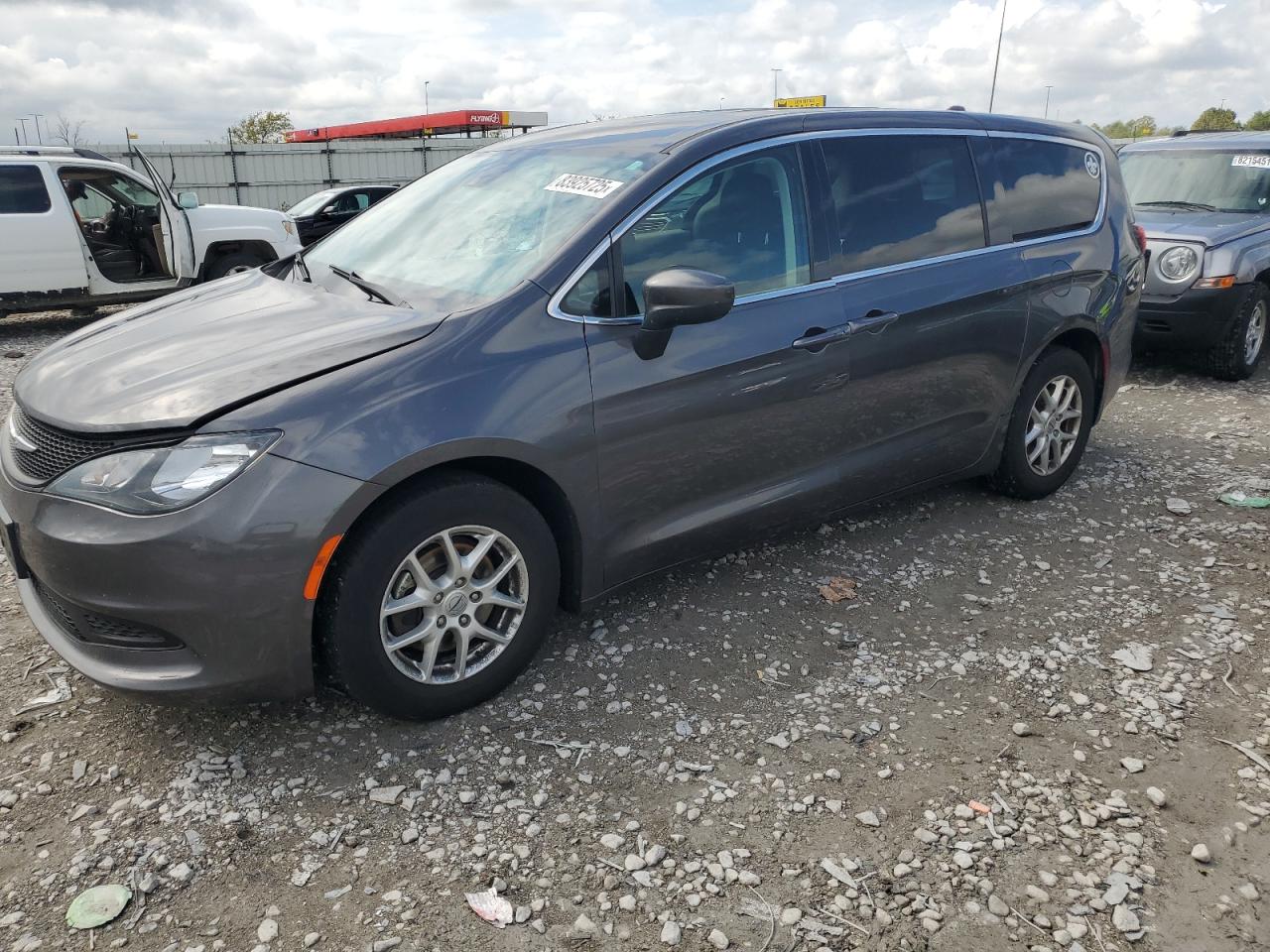 CHRYSLER VOYAGER LX