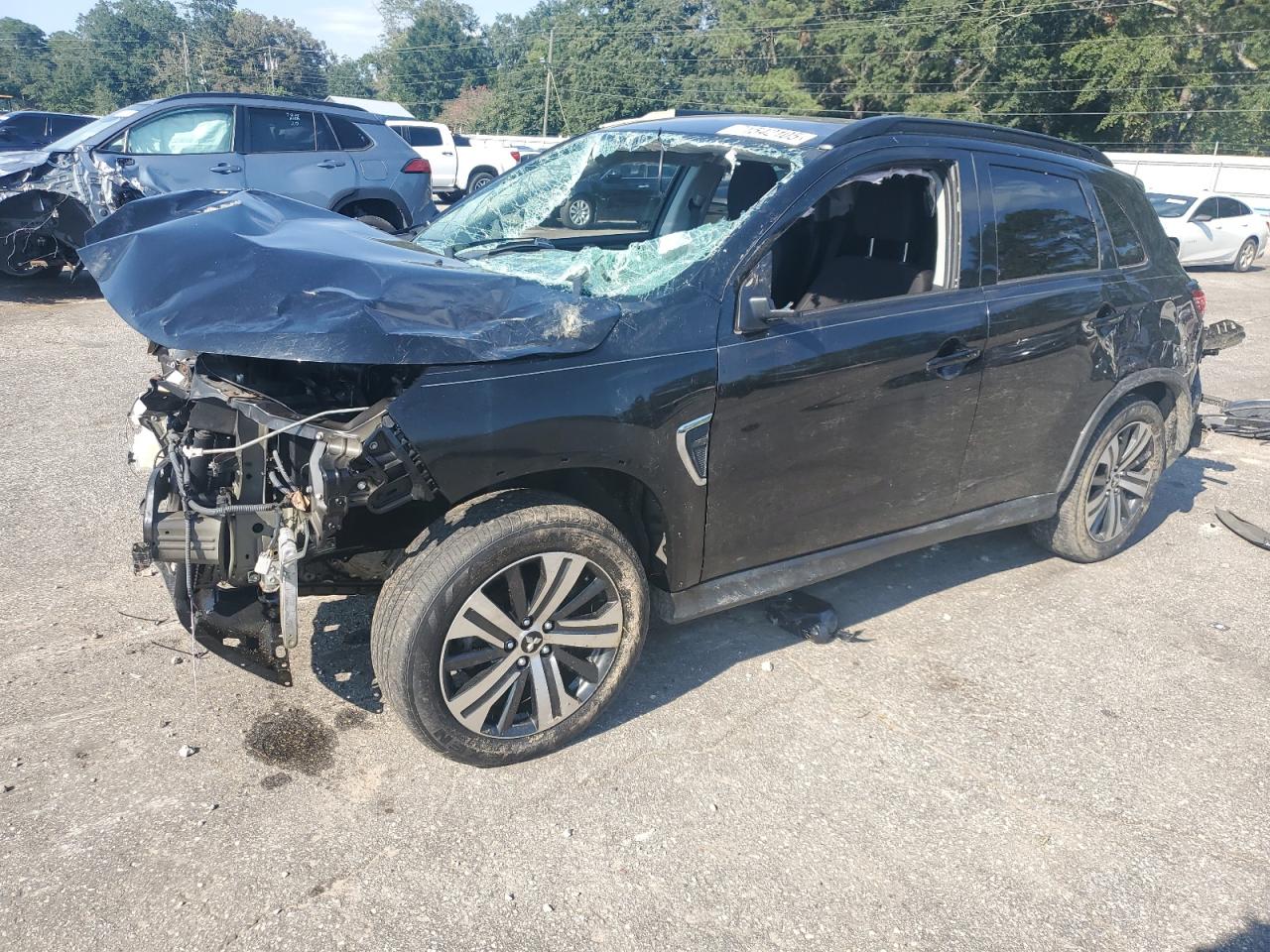 MITSUBISHI OUTLANDER ES