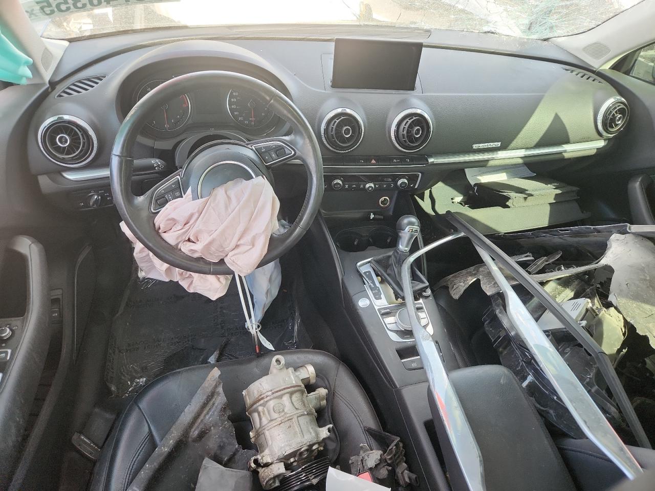 AUDI A3 PREMIUM PLUS