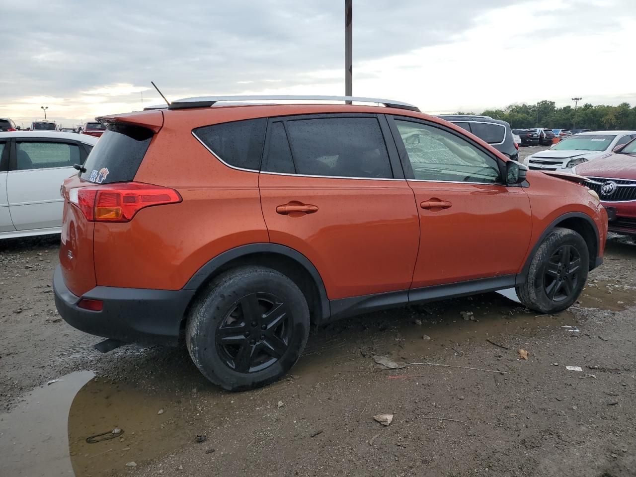 TOYOTA RAV4 LE
