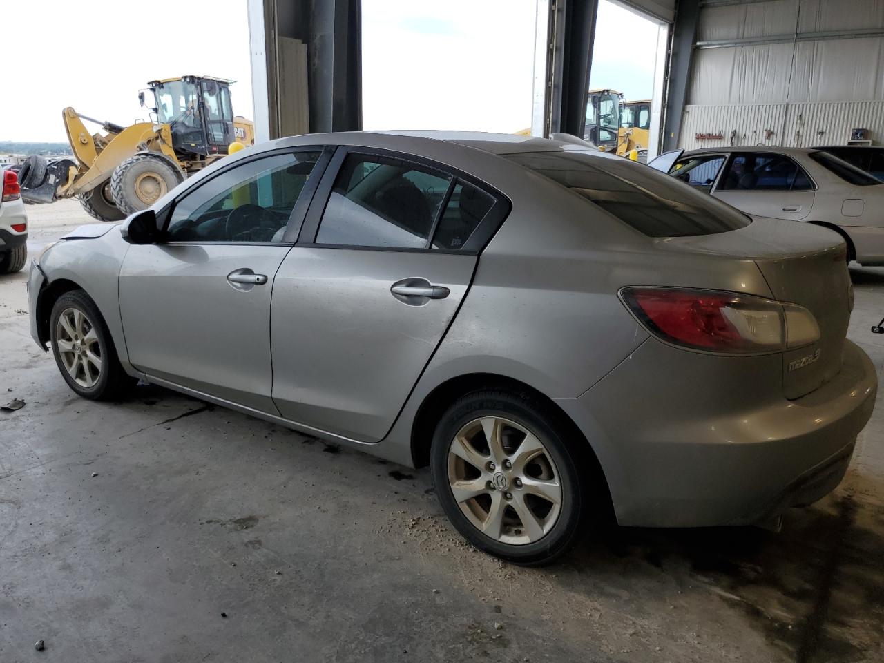 MAZDA 3 I