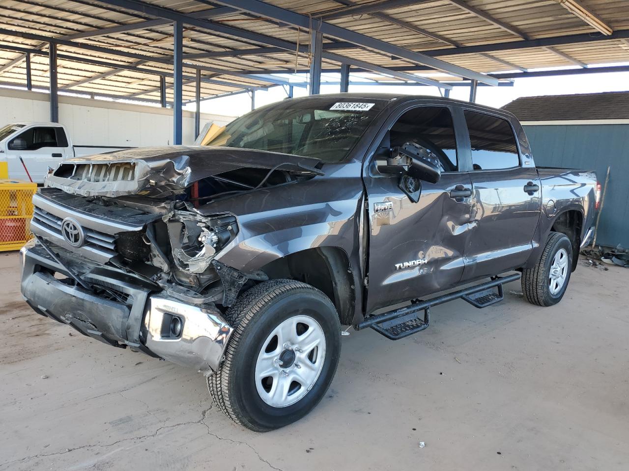 TOYOTA TUNDRA CREWMAX SR5