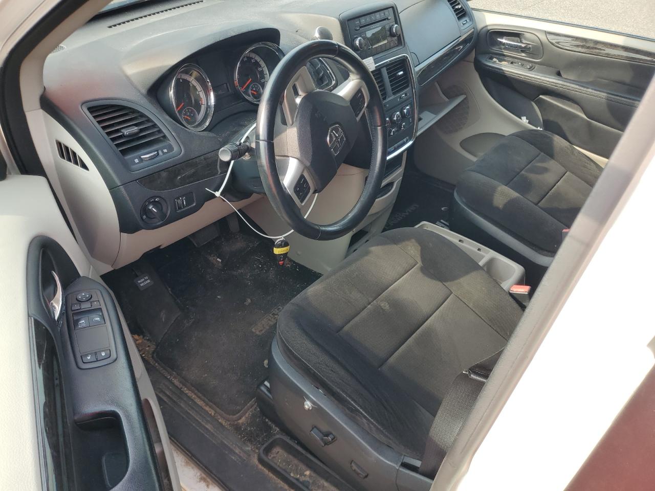 DODGE GRAND CARAVAN SE