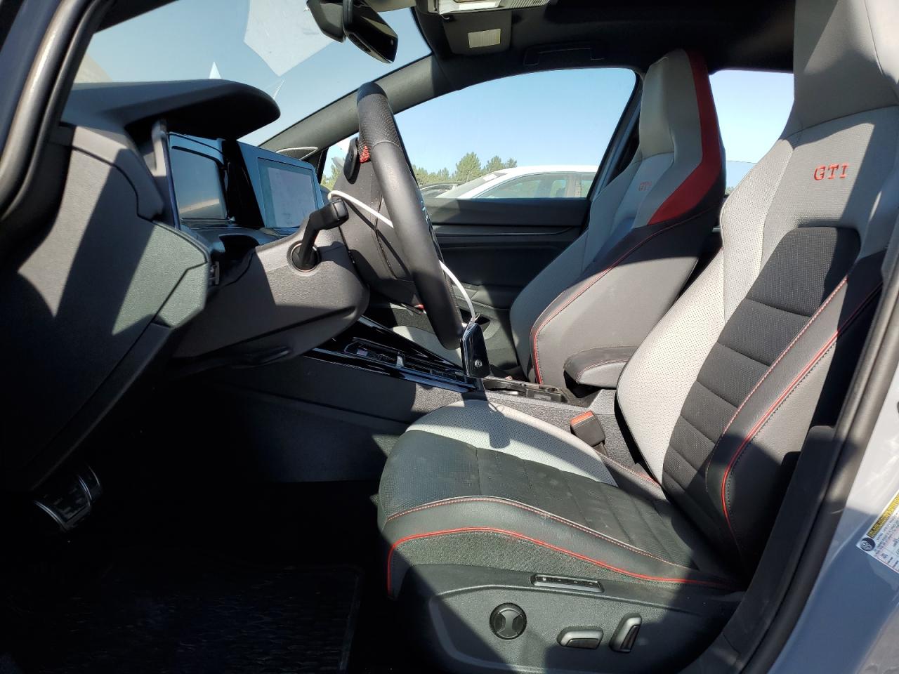 VOLKSWAGEN GOLF GTI SE