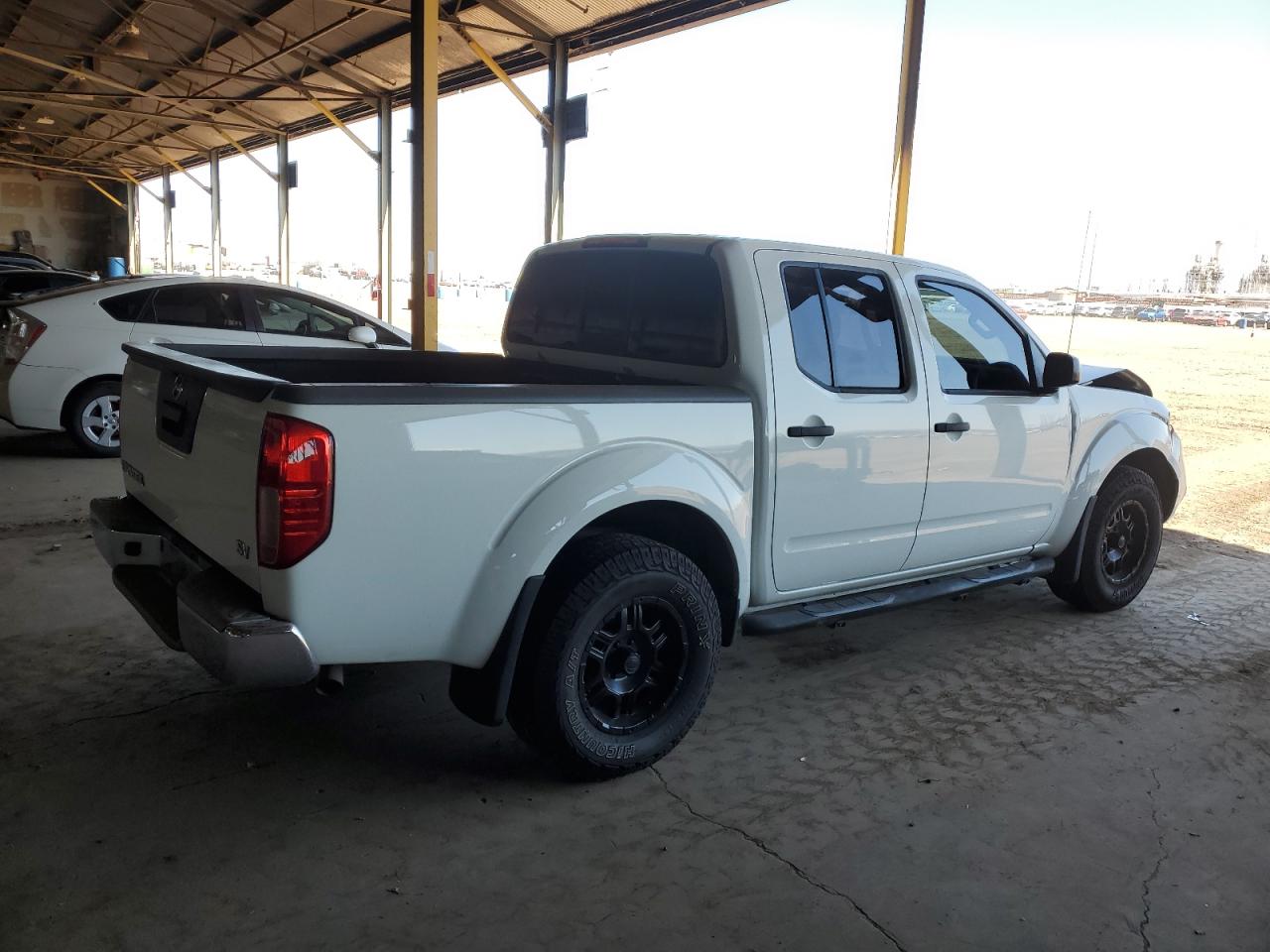 NISSAN FRONTIER S