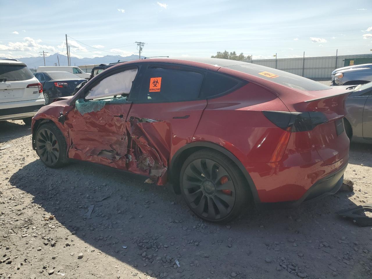 TESLA MODEL Y