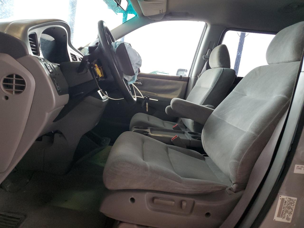 Lot #3301863961 2001 HONDA ODYSSEY EX