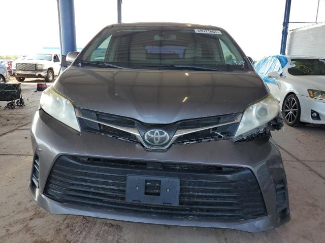 2019 TOYOTA SIENNA LE 5TDKZ3DC9KS001930