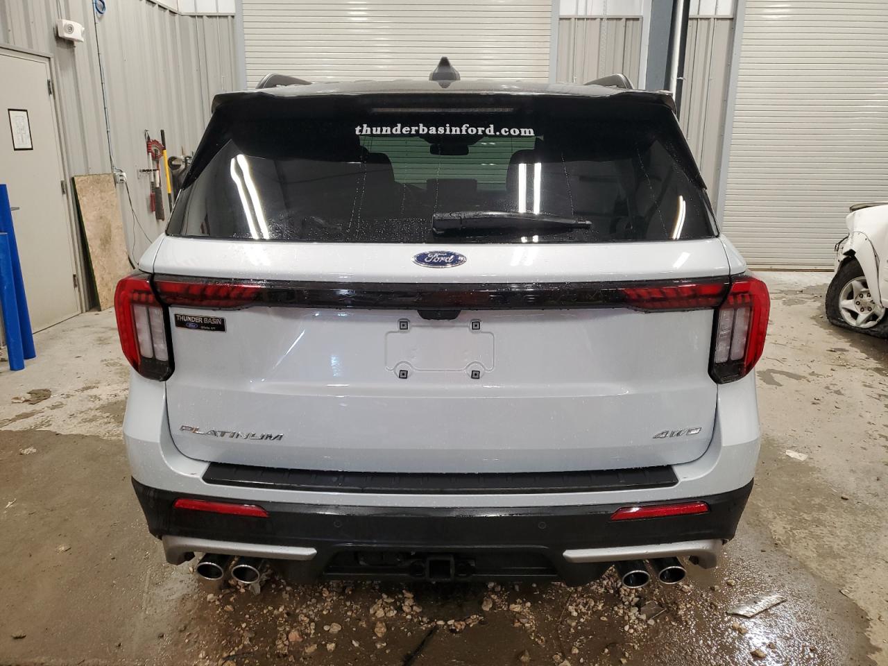 FORD EXPLORER PLATINUM