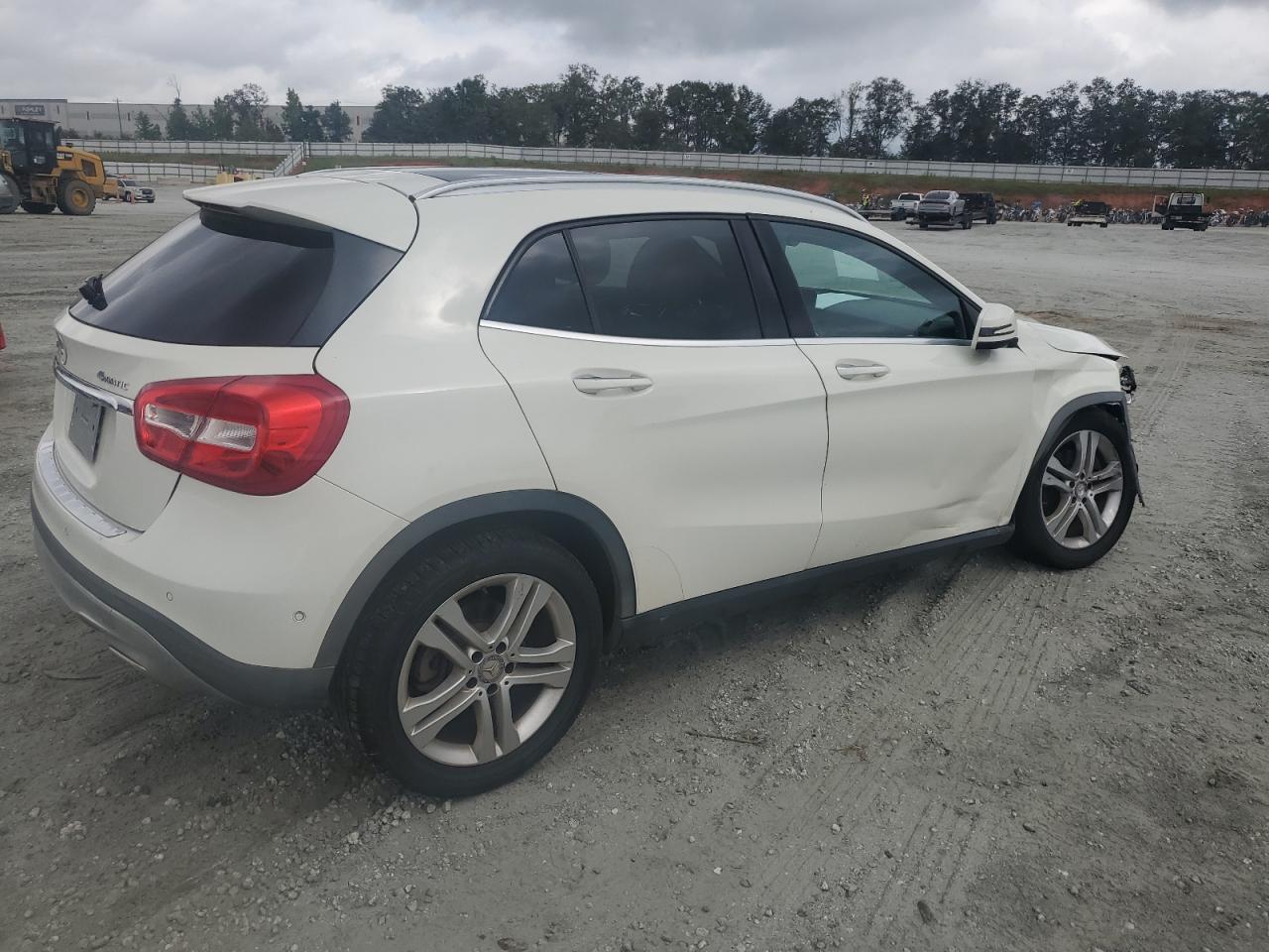 MERCEDES-BENZ GLA-CLASS 250 4MATIC