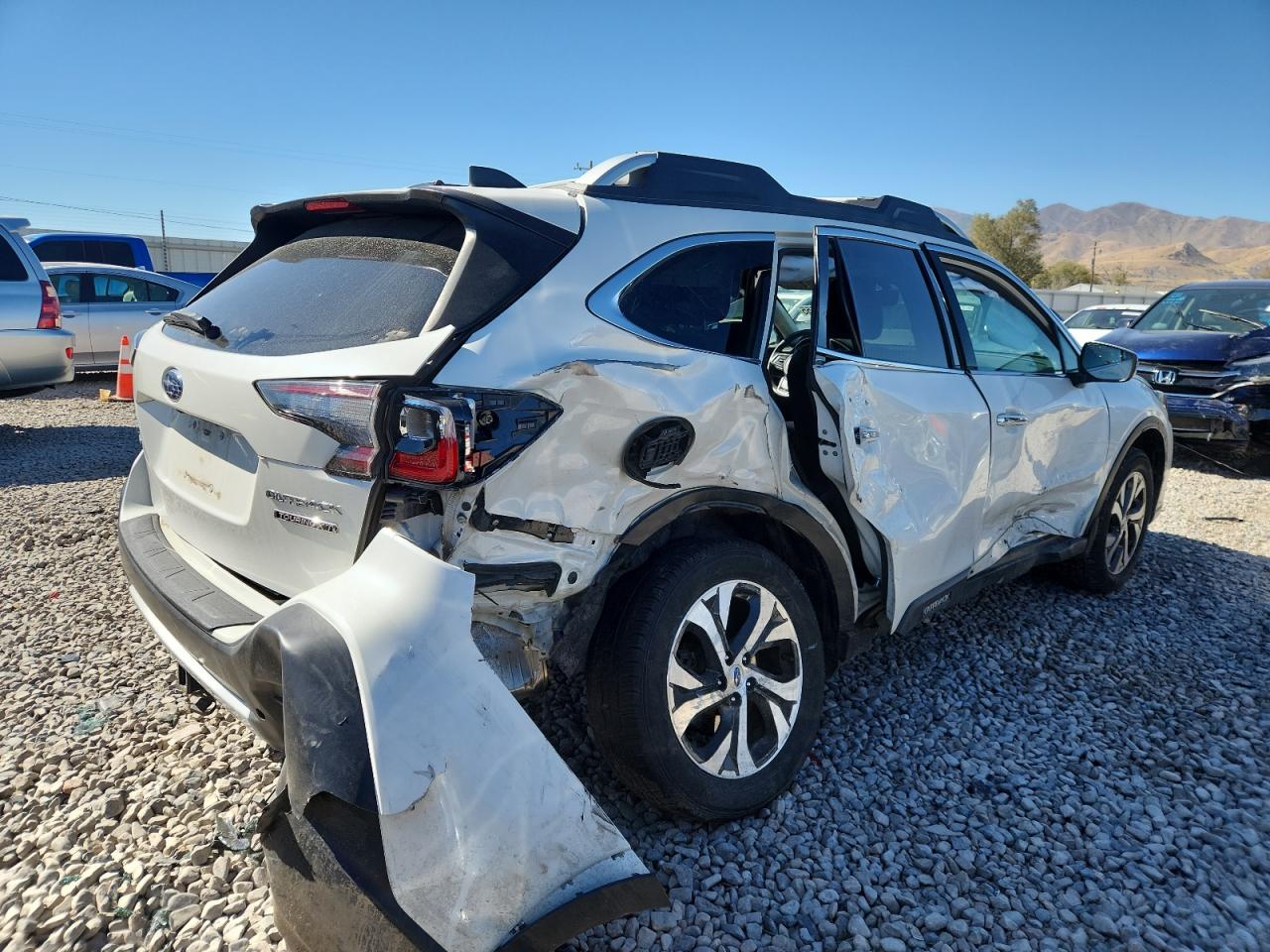 SUBARU OUTBACK TOURING LDL