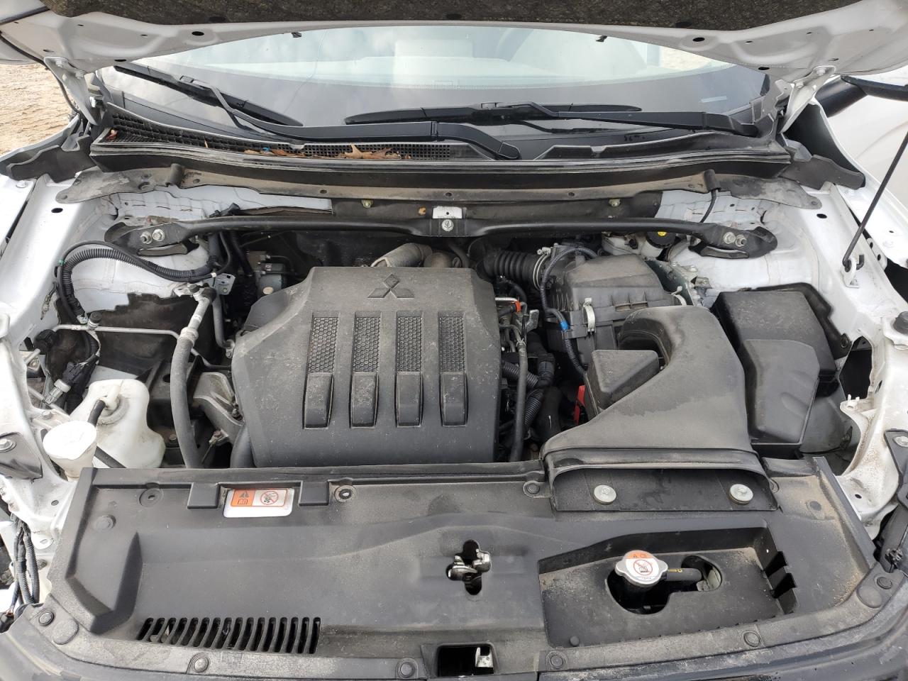 MITSUBISHI ECLIPSE SE