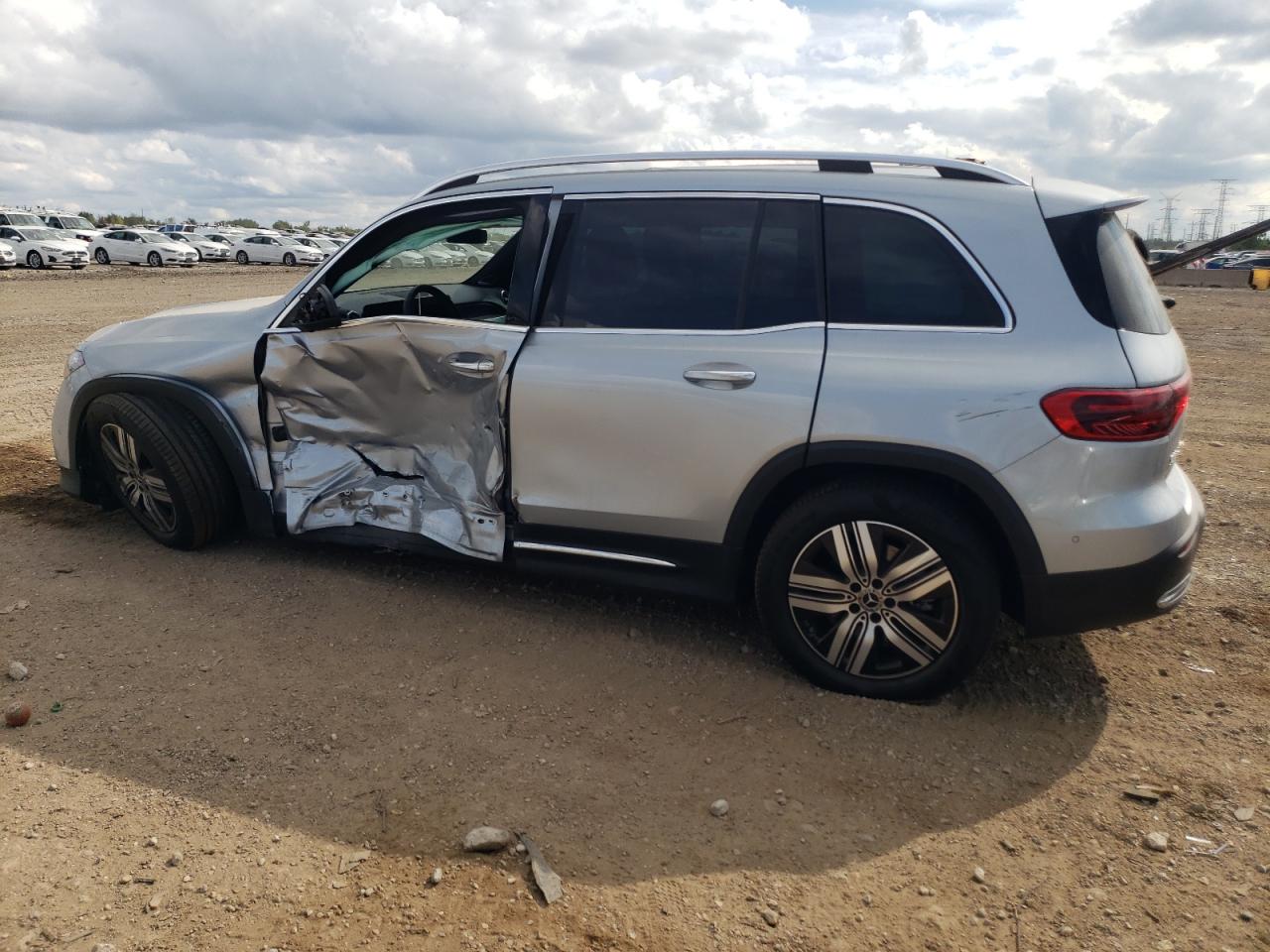 MERCEDES-BENZ EQB 250+