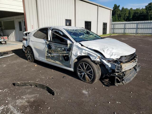 2022 TOYOTA CAMRY XLE 4T1F31AK5NU579084