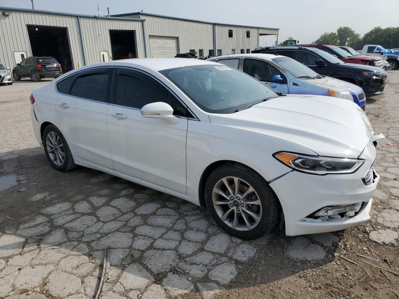 FORD FUSION SE