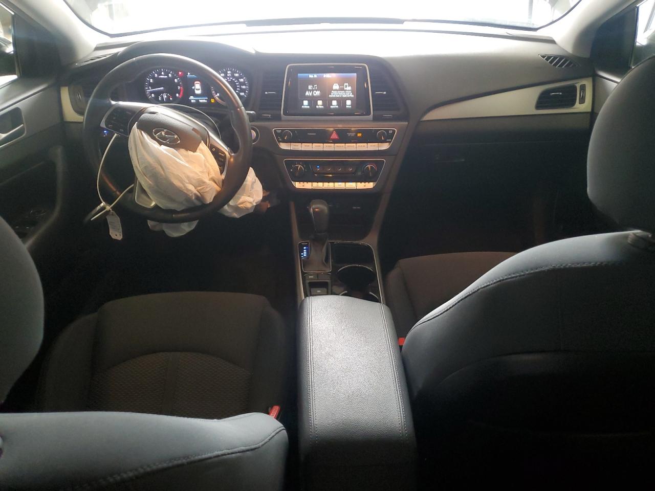 HYUNDAI SONATA SPORT