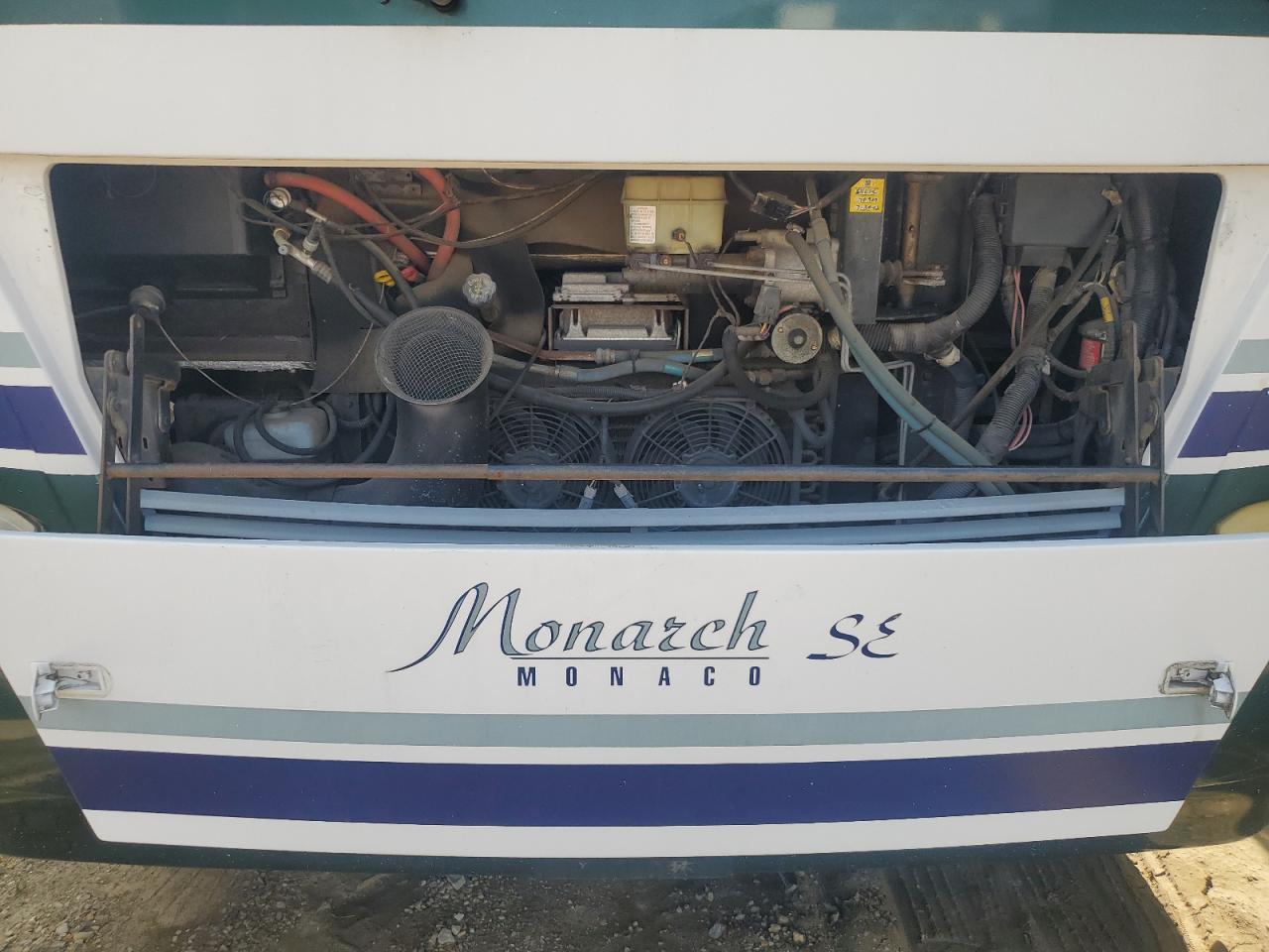 Lot #3246801856 2005 WORKHORSE CUSTOM CHASSIS MOTORHOME