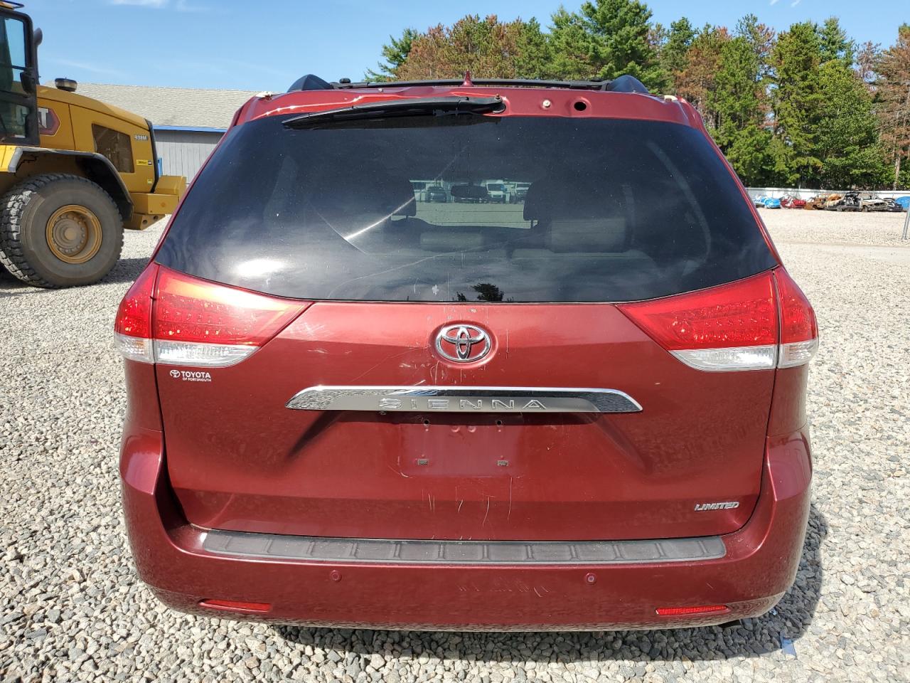 TOYOTA SIENNA XLE