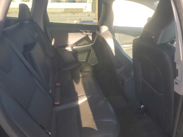 2015 VOLVO XC60 T6 PR YV4902RC9F2625801
