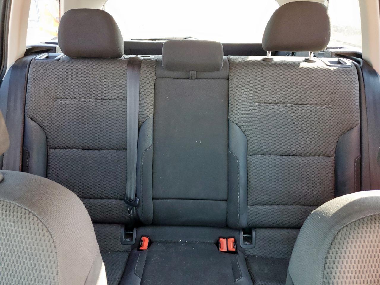 VOLKSWAGEN GOLF SPORTSVAN S