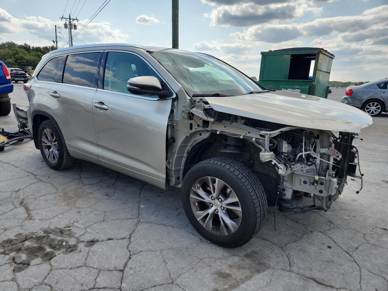 TOYOTA HIGHLANDER XLE