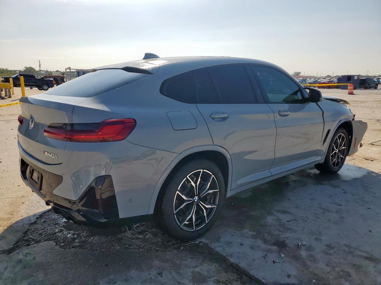 BMW X4 M M40I