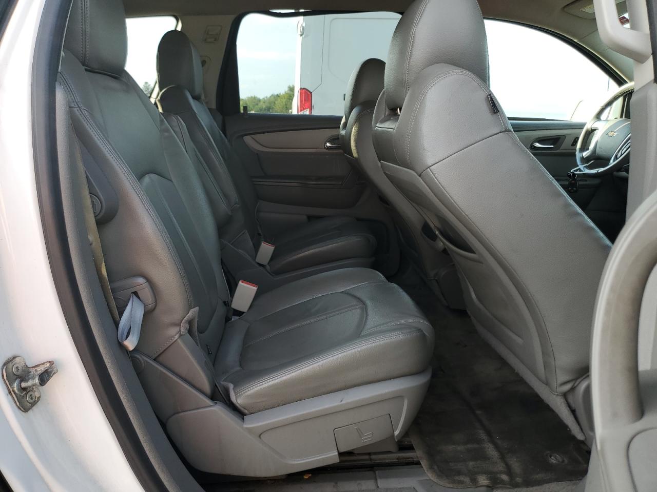 CHEVROLET TRAVERSE LT