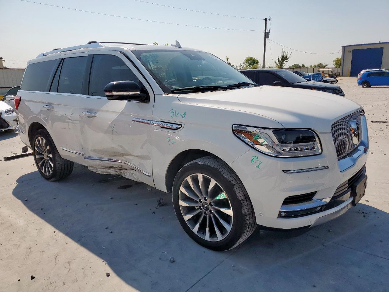 LINCOLN NAVIGATOR RESERVE