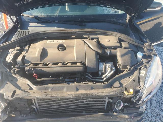 2015 VOLVO XC60 T6 PR YV4902RC9F2625801