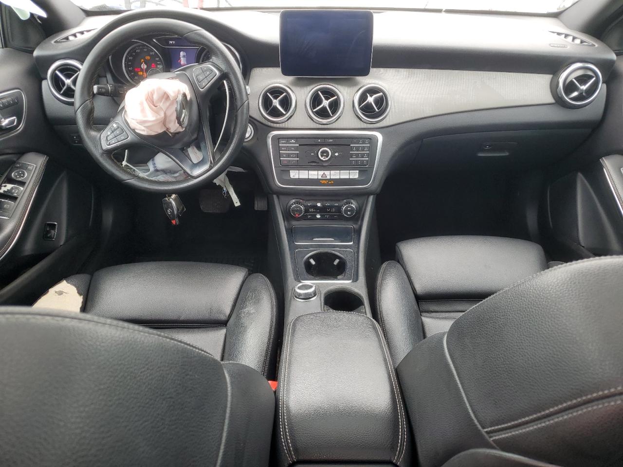 MERCEDES-BENZ GLA-CLASS 250