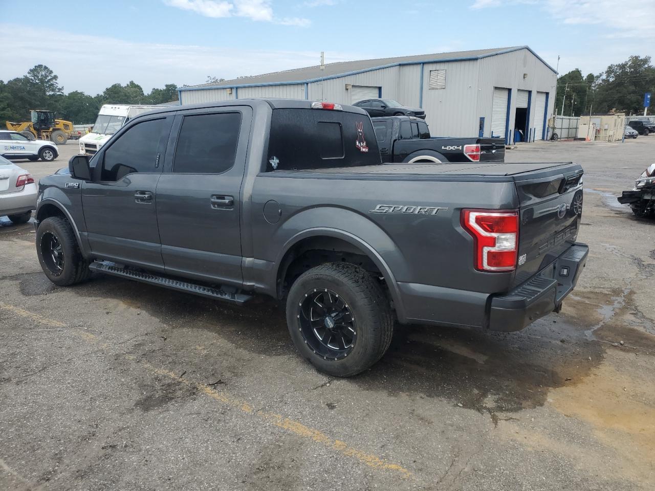 FORD F-150 SUPERCREW