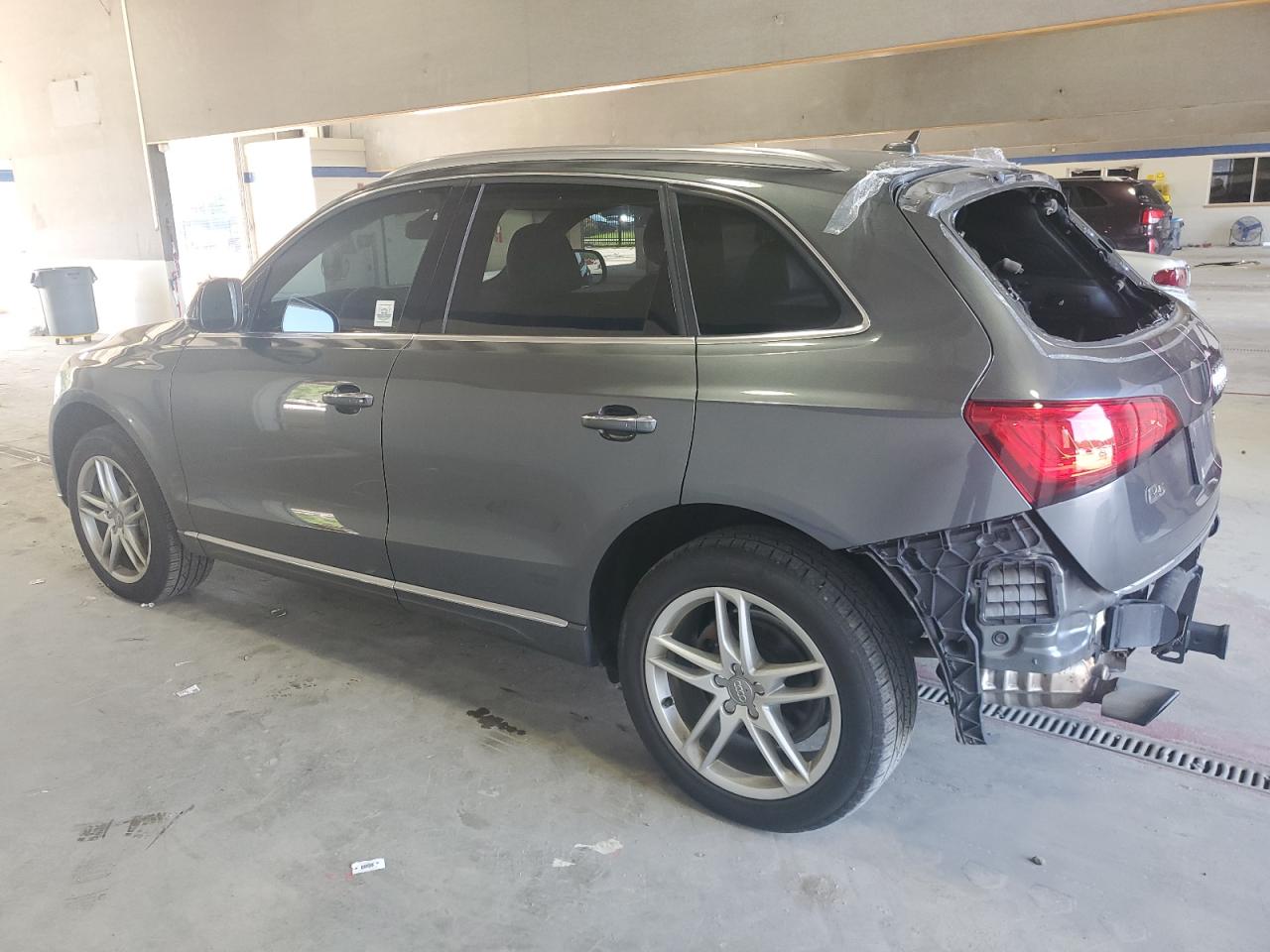 AUDI Q5 PREMIUM PLUS